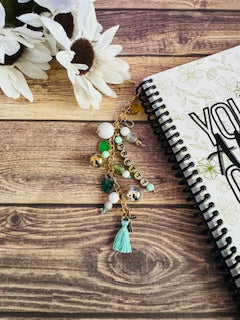 BOOK CHARM | #CHAINS- Mint